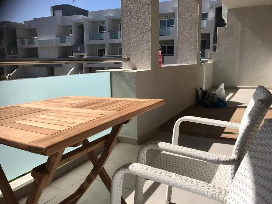 Modern Apartment Коралео Екстериор снимка