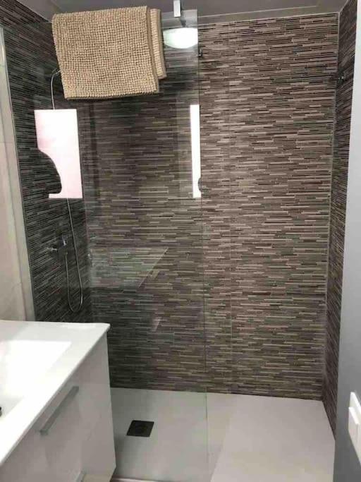 Modern Apartment Коралео Екстериор снимка