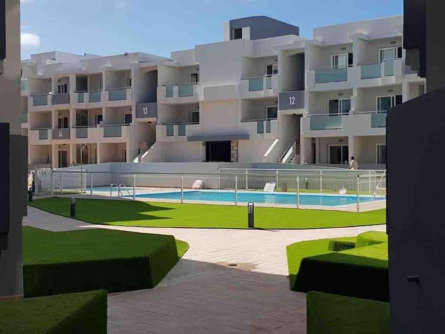 Modern Apartment Коралео Екстериор снимка