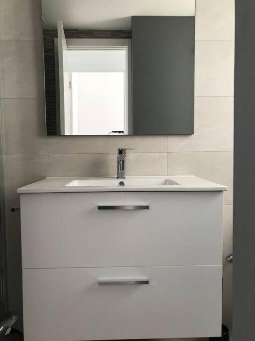 Modern Apartment Коралео Екстериор снимка